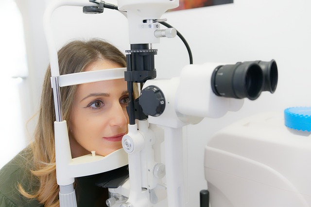 Understanding Ectropion: Outward Turning of Eyelid